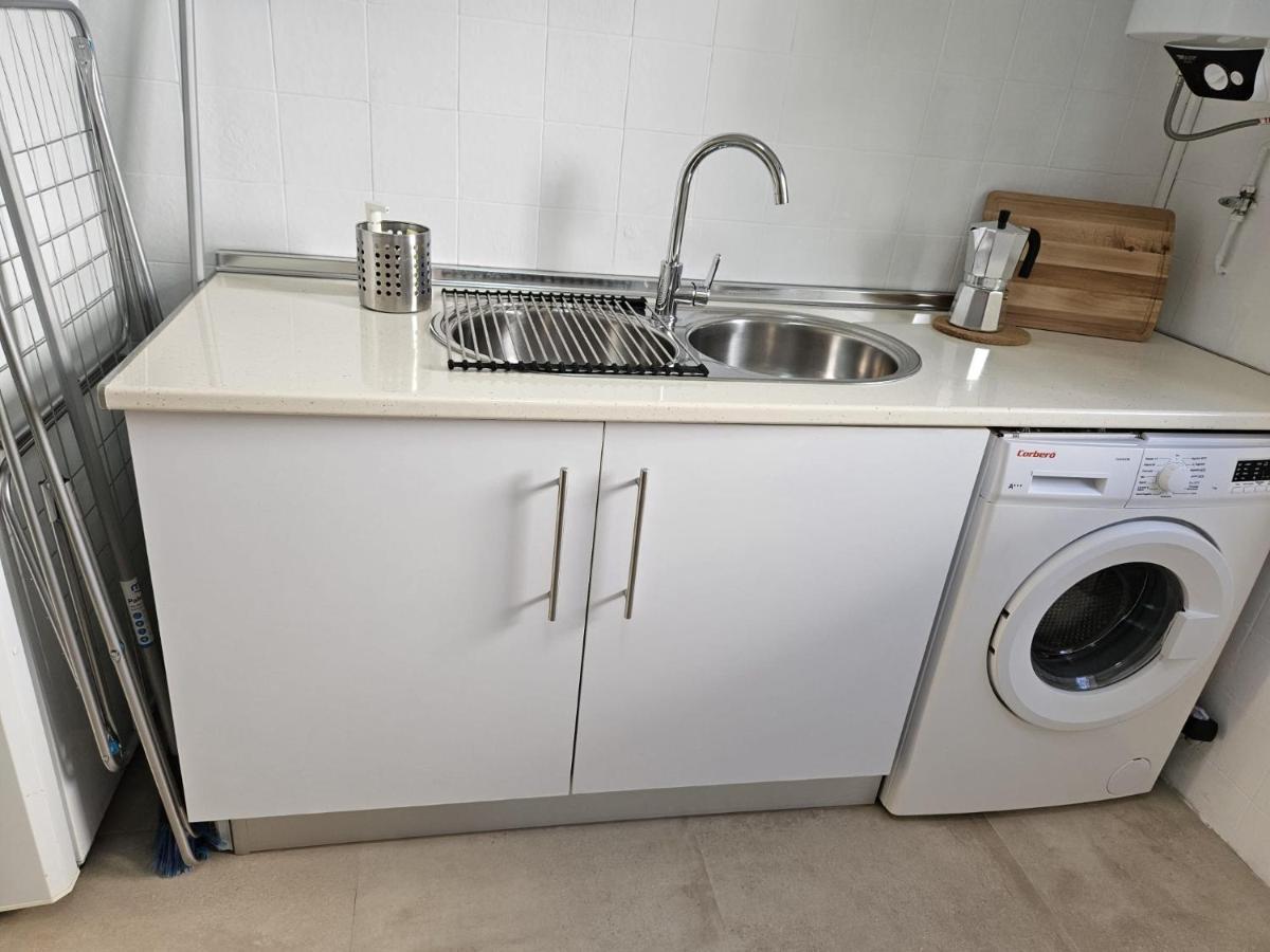 Apartamento Familiar En Triana Севиля Екстериор снимка