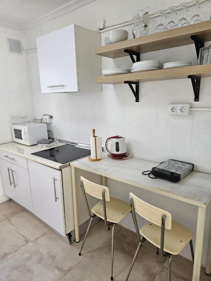 Apartamento Familiar En Triana Севиля Екстериор снимка